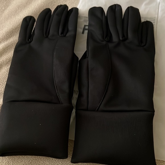 🌹FanVince Brand New touch screen Gloves🌹 - Picture 4 of 4